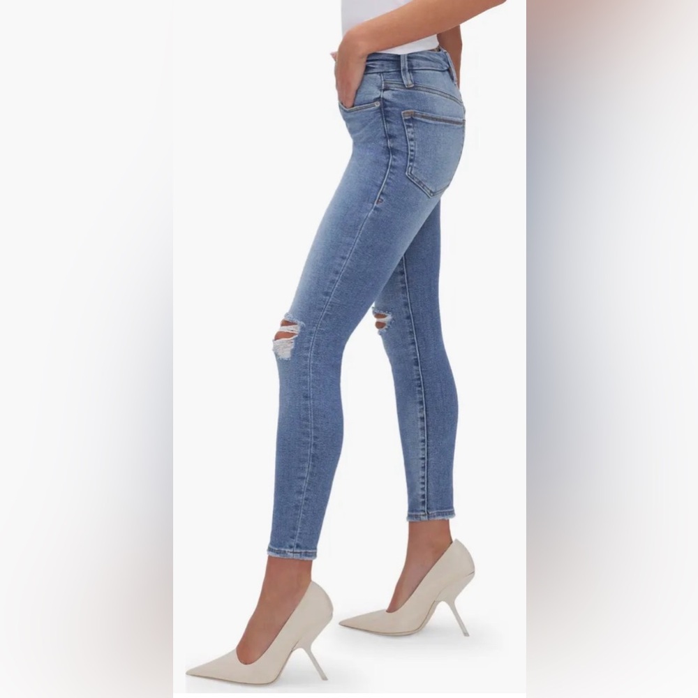 Good American ripped skinny jeans Stretchy, shaping, slimming. Medium blue 12/31 - Picture 4 of 11